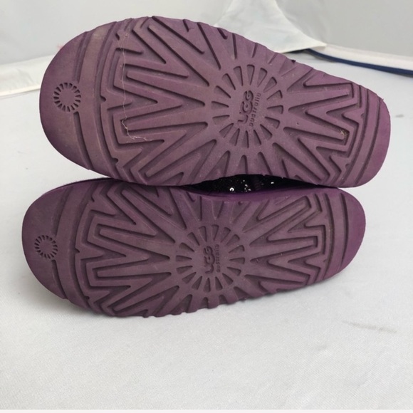 UGG Classic short purple reversible sequin boots 5 - Picture 5 of 8